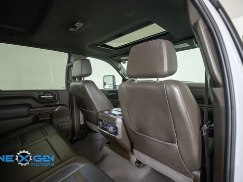 Used 2023 GMC Sierra 2500 Denali w/ Denali Ultimate Package AWD/4WD image 38