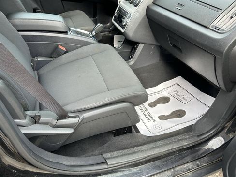 Used 2010 Dodge Journey SXT FWD image 12