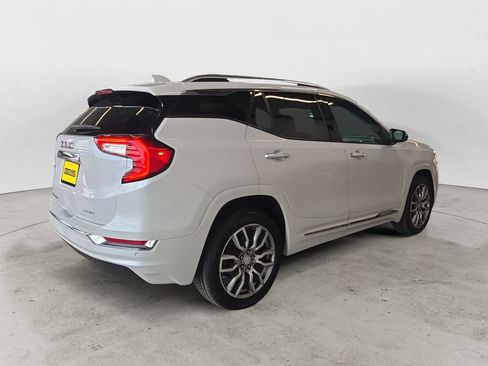 Used 2022 GMC Terrain Denali AWD/4WD image 5