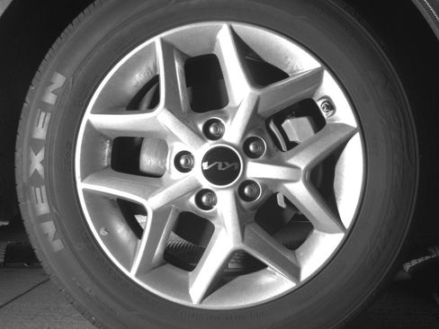 Used 2025 Kia Soul LX w/ LX Technology Package image 13