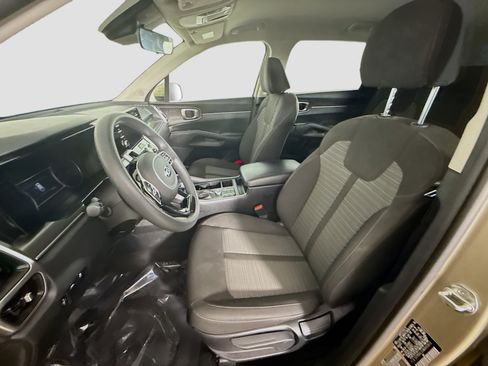 Used 2021 Kia Sorento LX image 21