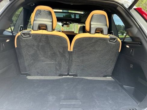 Used 2024 Volvo XC90 B6 Ultimate w/ Lounge Package AWD/4WD image 17