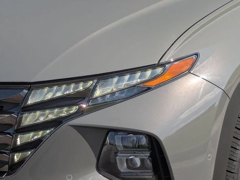 Used 2024 Hyundai Tucson Limited AWD/4WD image 9