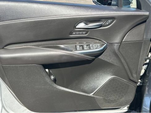 Certified 2023 Cadillac XT4 Sport w/ Driver Assist Package FWD image 5