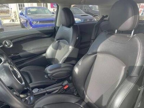 Used 2016 MINI Cooper S image 16