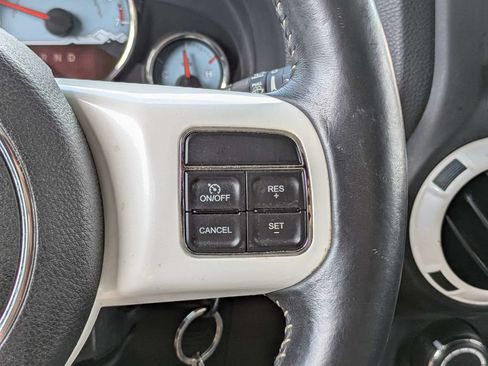 Used 2014 Jeep Wrangler Unlimited Sahara AWD/4WD image 25
