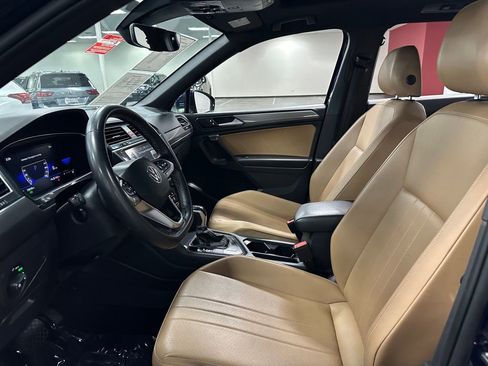 Used 2022 Volkswagen Tiguan SE FWD image 15