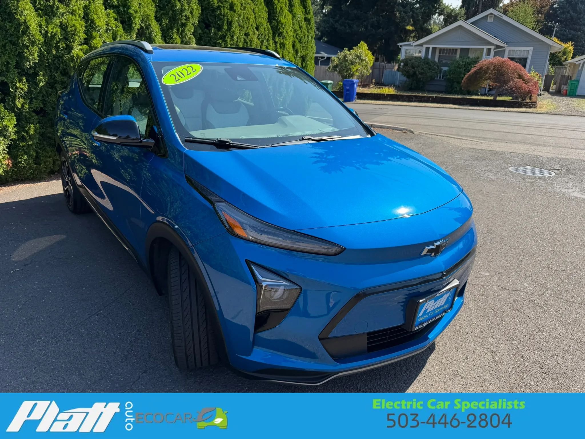 Used 2022 Chevrolet Bolt EUV Premier w/ Sun & Sound Package FWD image 13