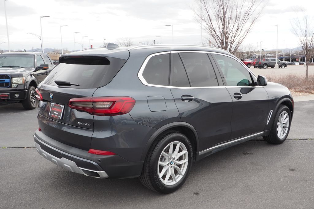 Used 2019 BMW X5 xDrive40i w/ Convenience Package AWD/4WD image 5