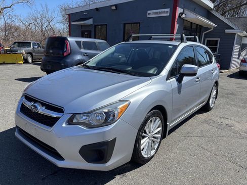 Used 2013 Subaru Impreza 2.0i Premium image 1