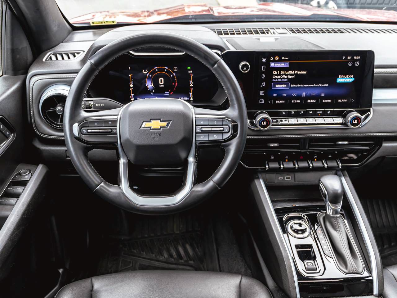 Used 2023 Chevrolet Colorado LT w/ LT Convenience Package III AWD/4WD image 11