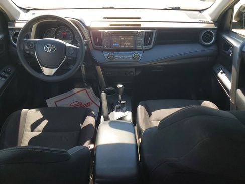 Used 2015 Toyota RAV4 XLE image 18