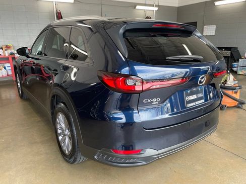 Used 2024 MAZDA CX-90 Plug-In Hybrid w/ Preferred AWD/4WD image 4