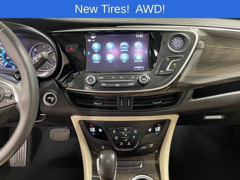 Used 2020 Buick Envision Premium AWD/4WD image 16