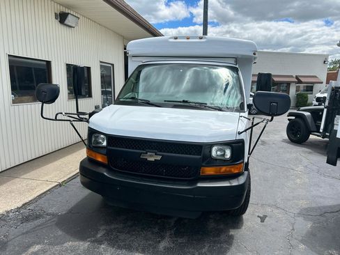 Used 2011 Chevrolet Express 3500 w/ School Bus Package RWD image 2