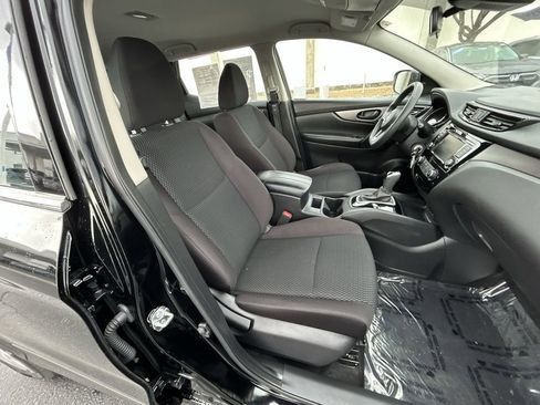 Used 2020 Nissan Rogue Sport S FWD image 23