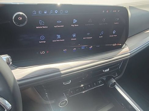 Used 2025 Chevrolet Tahoe LS RWD image 13
