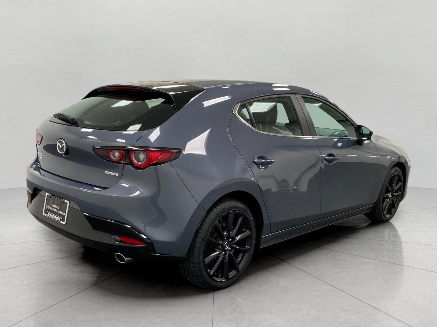 Used 2024 MAZDA MAZDA3 s AWD/4WD image 3