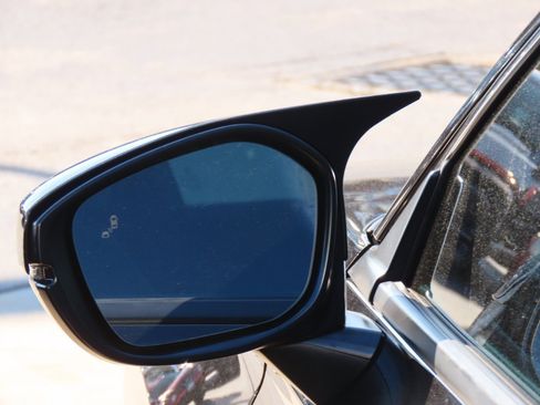 Used 2022 Honda Civic Touring image 14