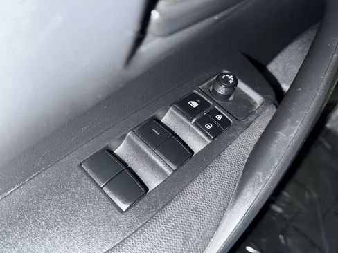 Used 2023 Toyota Corolla LE image 22