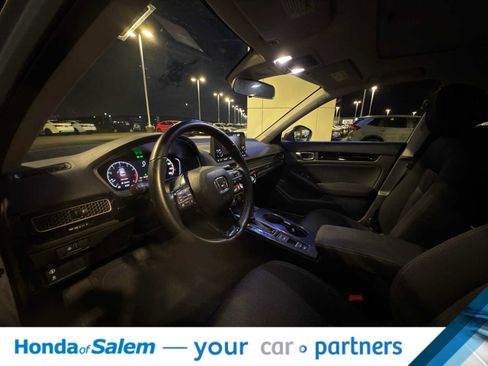 Used 2023 Honda Civic EX image 2