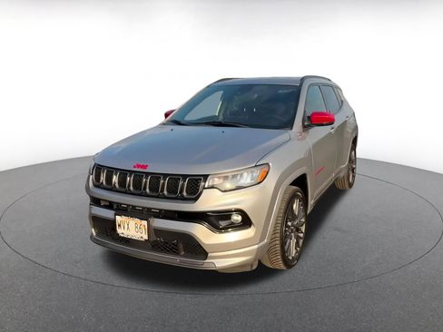 Used 2023 Jeep Compass Limited image 7