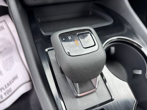 Certified 2026 Nissan Rogue SV AWD/4WD image 27