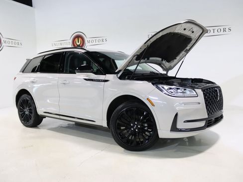 Used 2023 Lincoln Corsair Reserve w/ Jet Appearance Package AWD/4WD image 23