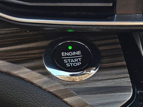 Used 2021 Ford Explorer Limited w/ Hybrid Equipment Group 310A image 7