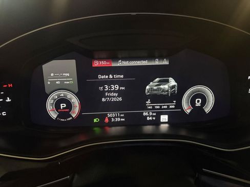Used 2019 Audi Q8 Premium Plus AWD/4WD image 26