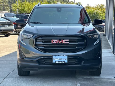 Used 2020 GMC Terrain SLE w/ Elevation Edition AWD/4WD image 8