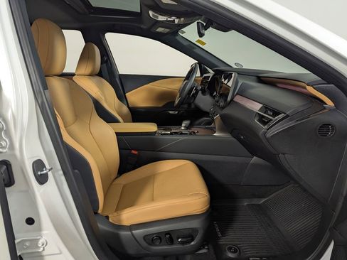 Used 2025 Lexus RX 350 Premium Plus w/ Accessory Package (K3) image 36