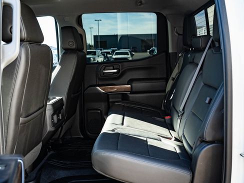 Used 2019 Chevrolet Silverado 1500 RST image 39