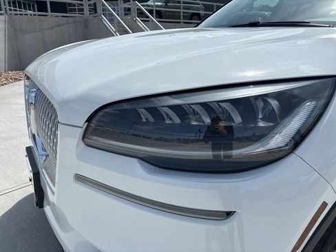 Used 2020 Lincoln Aviator Reserve w/ Equipment Group 201A AWD/4WD image 12
