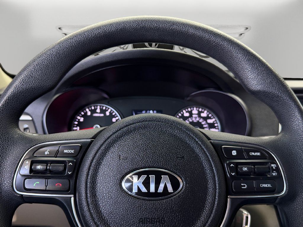 Used 2018 Kia Optima LX FWD image 19