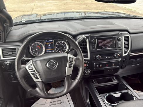 Used 2019 Nissan Titan SL w/ Midnight Edition AWD/4WD image 14