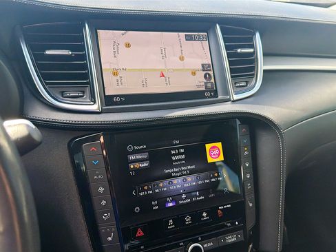 Used 2021 INFINITI QX50 Essential w/ Convenience Package image 30