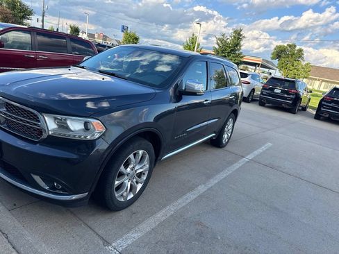 Used 2016 Dodge Durango Citadel w/ Technology Group AWD/4WD image 2