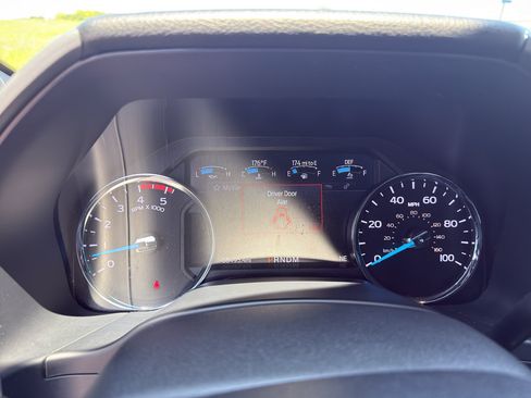 Used 2020 Ford F350 Platinum AWD/4WD image 10
