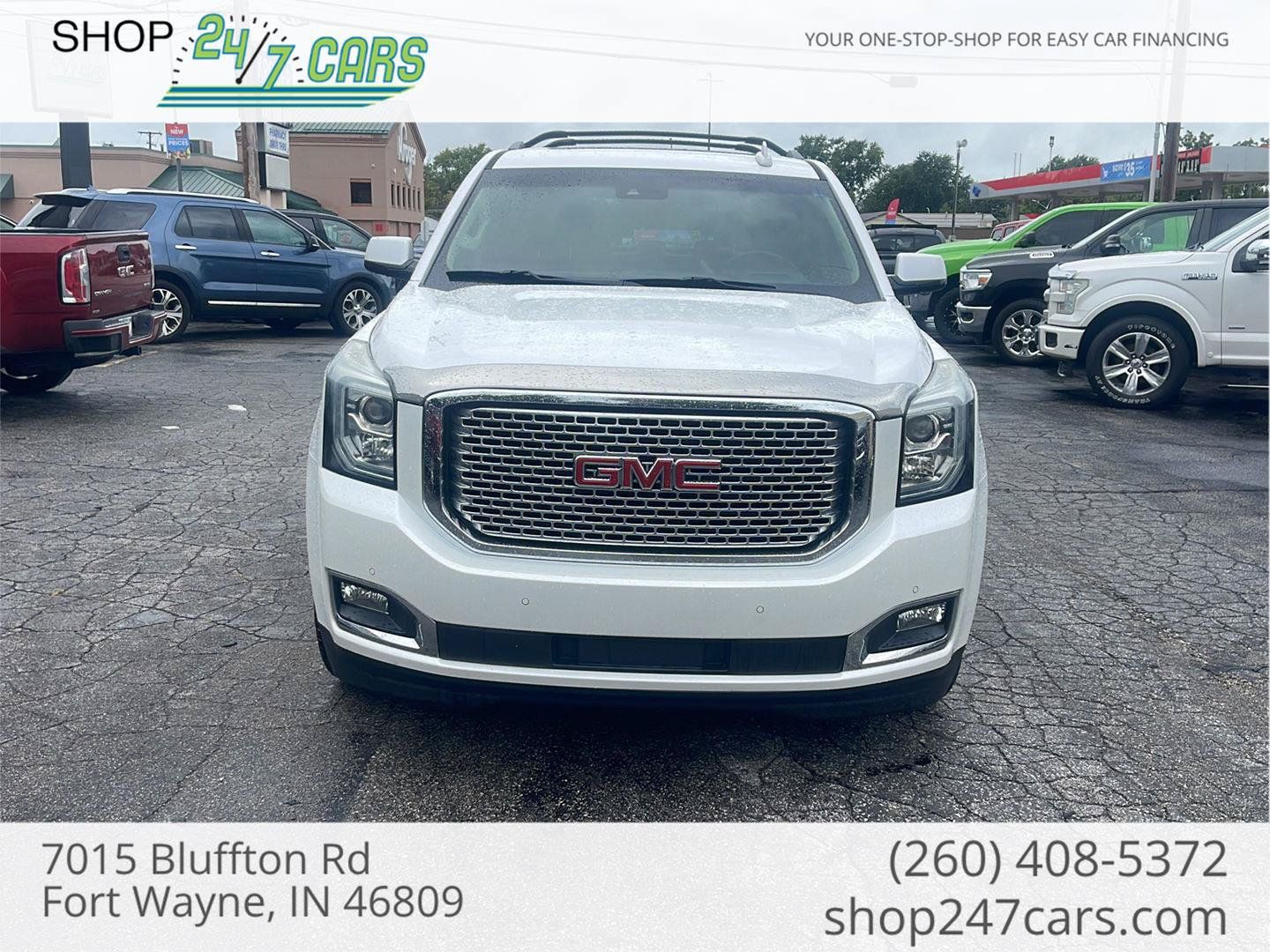 Used 2017 GMC Yukon Denali AWD/4WD image 1