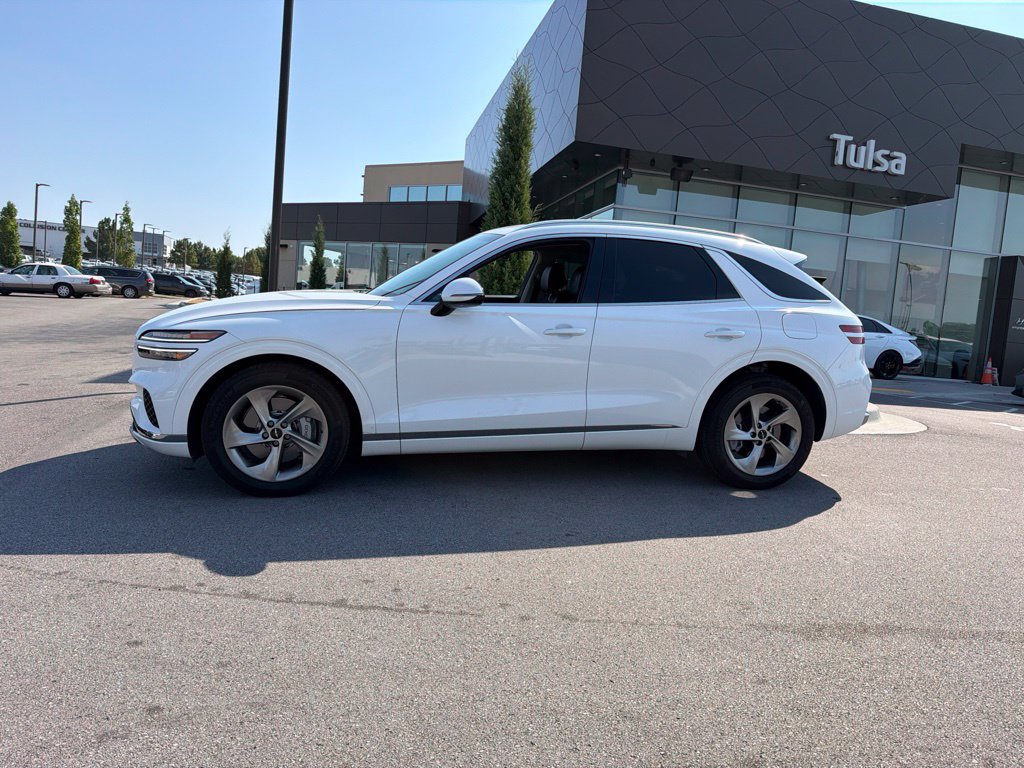 Used 2026 Genesis GV70 2.5T Select AWD/4WD image 3