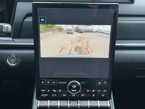 New 2026 GMC Terrain AT4 w/ Convenience Package III AWD/4WD image 15