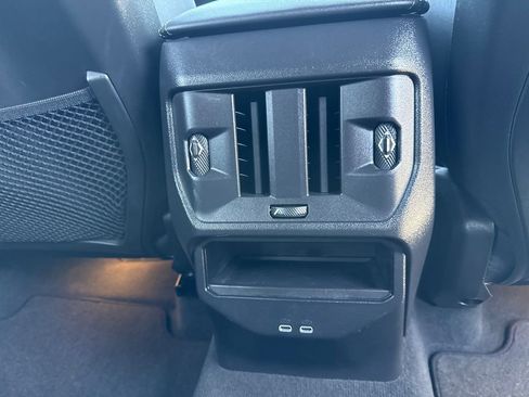 Used 2025 BMW X3 xDrive30i w/ Premium Package AWD/4WD image 17