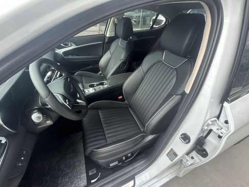 New 2026 Genesis G70 2.5T Prestige RWD image 13