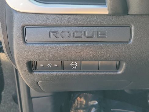 Certified 2023 Nissan Rogue S FWD image 29