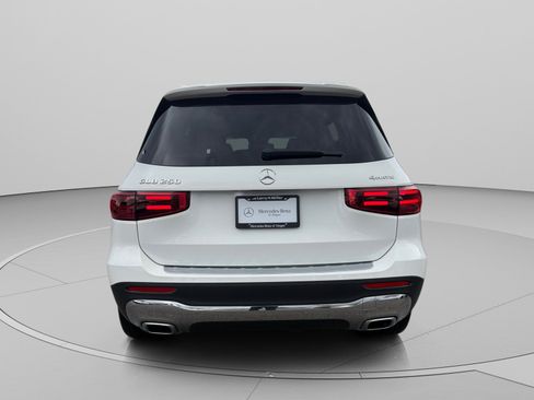 Certified 2026 Mercedes-Benz GLB 250 4MATIC image 4