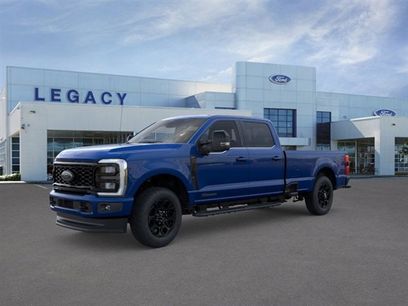 New 2026 Ford F350 Lariat w/ Black Appearance Package