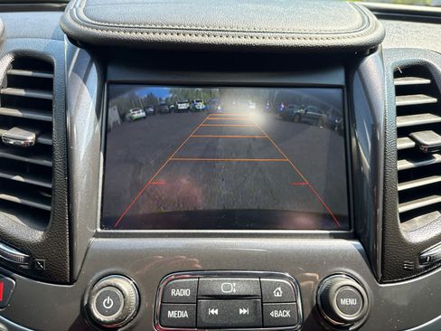 Used 2014 Chevrolet Impala LT w/ Convenience Package FWD image 21
