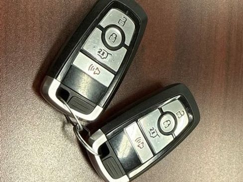 Used 2022 Ford Mustang Mach-E Premium AWD/4WD image 13