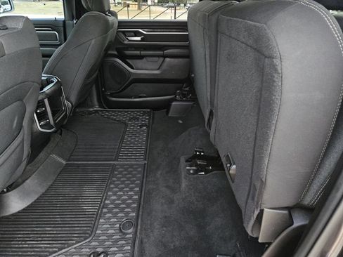 Used 2019 RAM 1500 Big Horn RWD image 40